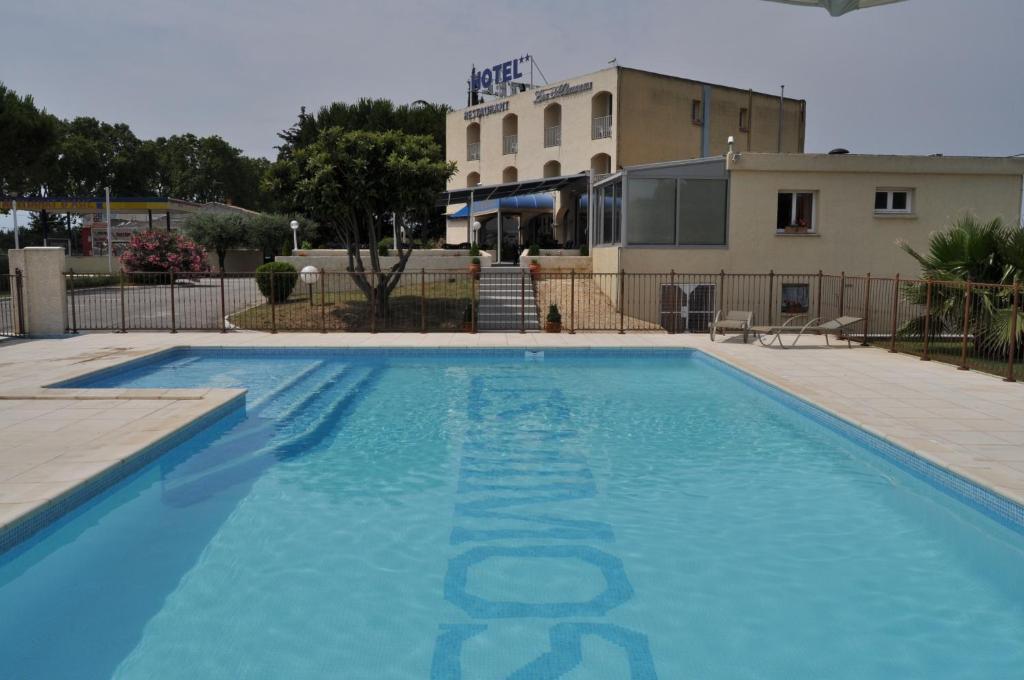 Les Mimosas Hotel Lunel  Exterior photo