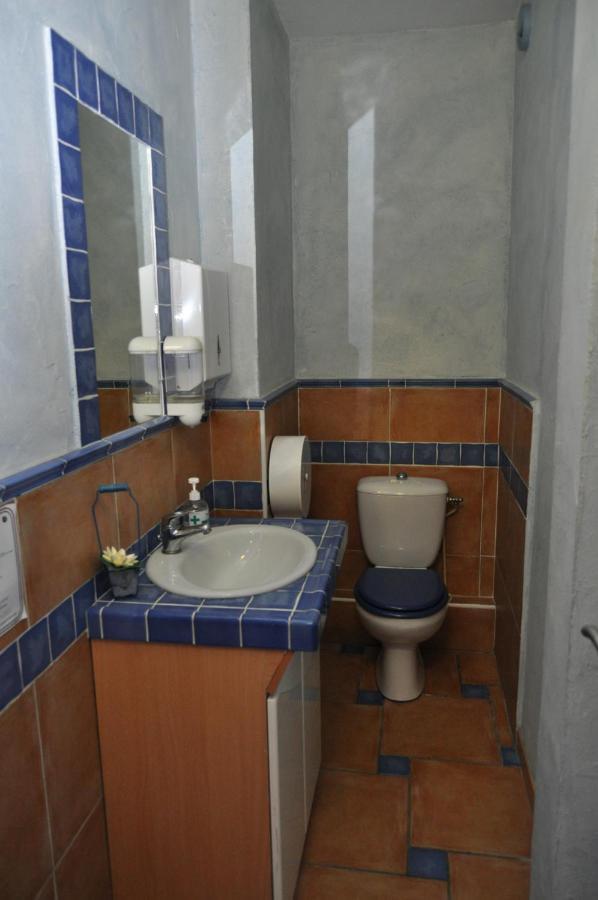 Les Mimosas Hotel Lunel  Room photo